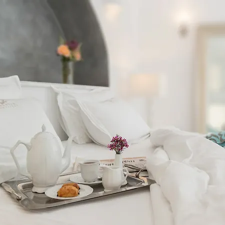 Anteliz Private Villa Fira (Santorini)